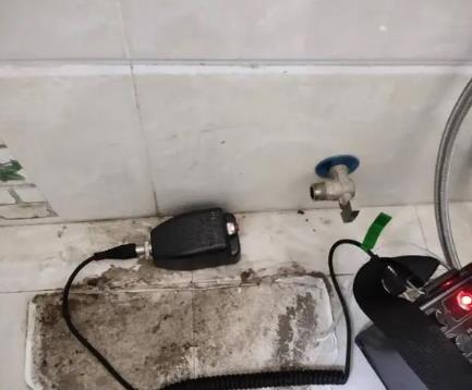 崇信屋顶漏水维修公司分享下卫生间漏水的危害及解决方法